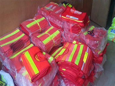 Какие существуют типы светоотражающих материалов для футболок?